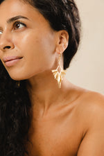 ORCHID D'OR • Statement geometric drops