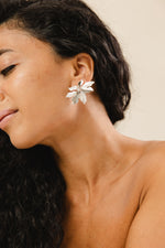 ASTER • Statement flower studs