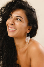 CHANDELIER • Statement layered drops