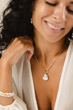 LYRA • Pearl chain necklace