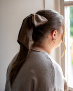 Bury Velvet Large Bow Hair Clip | Bear Brown