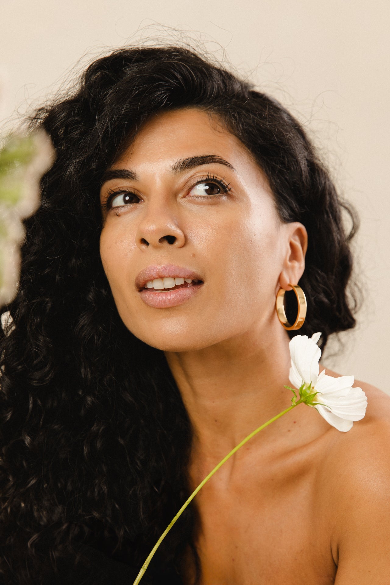 ETTA • Gold hoops